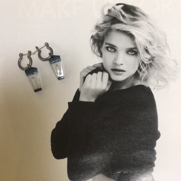 Beautiful vintage silver tone earrings - Picture 4 of 4